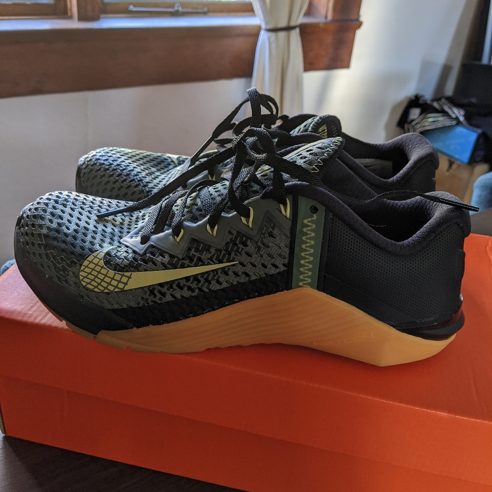 Nike Metcons 6